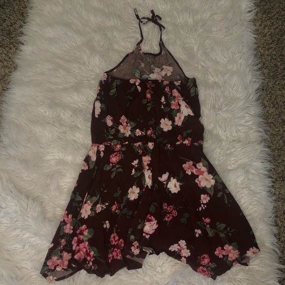 Romper Floral - Picture 2 of 3